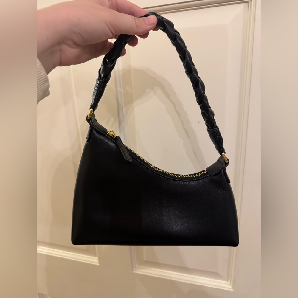 AUPEN NIRVANA NOIR - Taylor Swift has this bag!